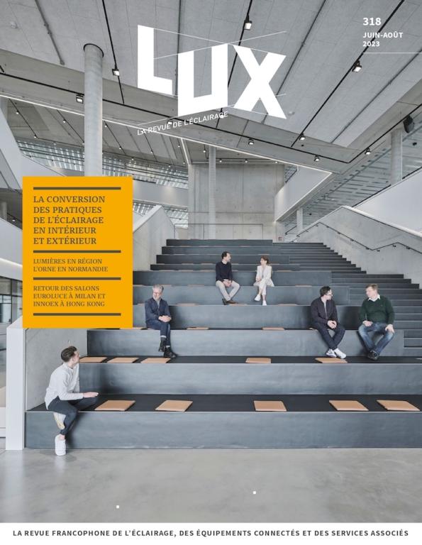 LUX Rencontre de la poésie et de la technologie